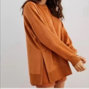 Aerie Fuzzy Fleece Side Slit Oversized Sweatshirt Rust Orange Women’s Size M